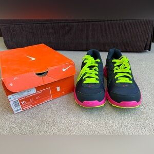 New Nike Revolution 2 Women's Sz 10 9.5 Running Shoes Sneakers